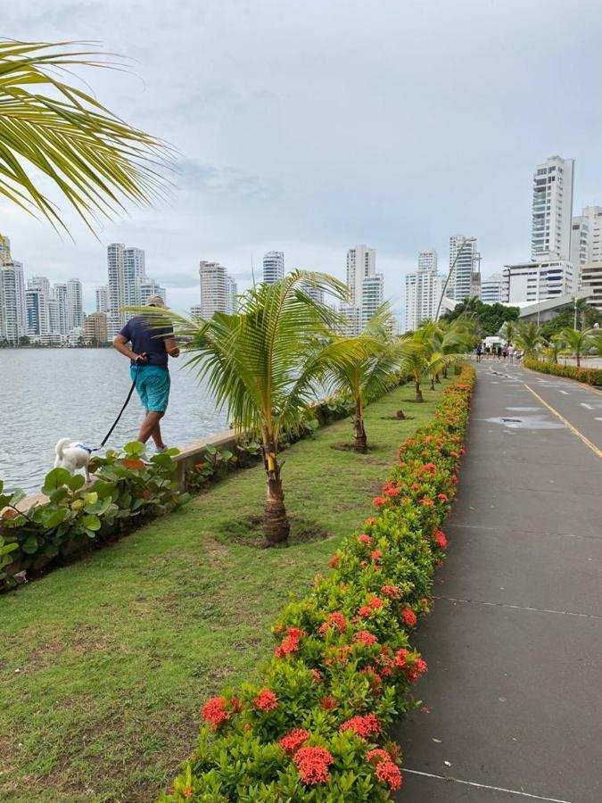 Con Espectaculares Vistas En Bocagrande Edificio Infinitum
