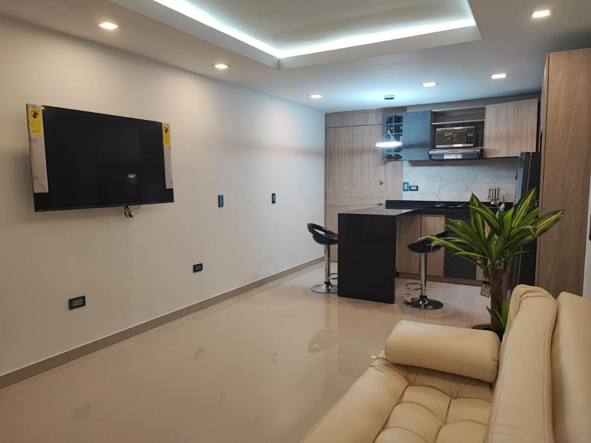 Apartment Moderno El Laguito Junto Al Mar 705 *