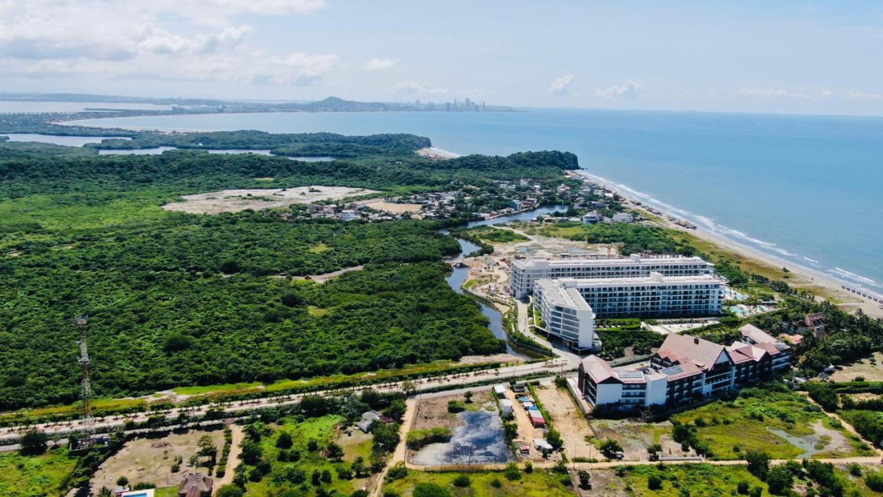 !condominio De Lujo! Playa + Piscinas + Natural Apartamento