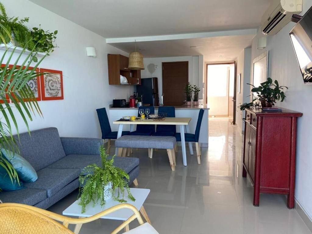 The Tropical And Chic Flat At 20b2 Apartamento *