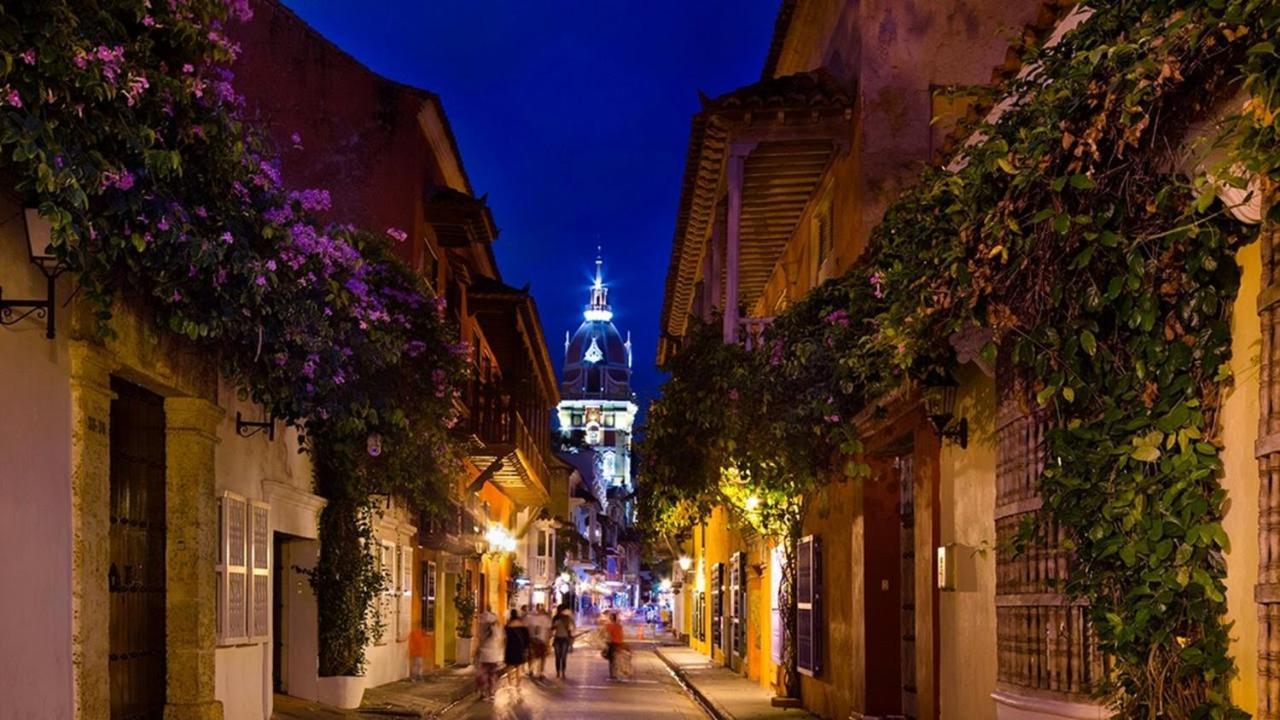 8aps-4 Luxury House In The Historic Center With Pool Air Conditioning And Wifi Cartagena