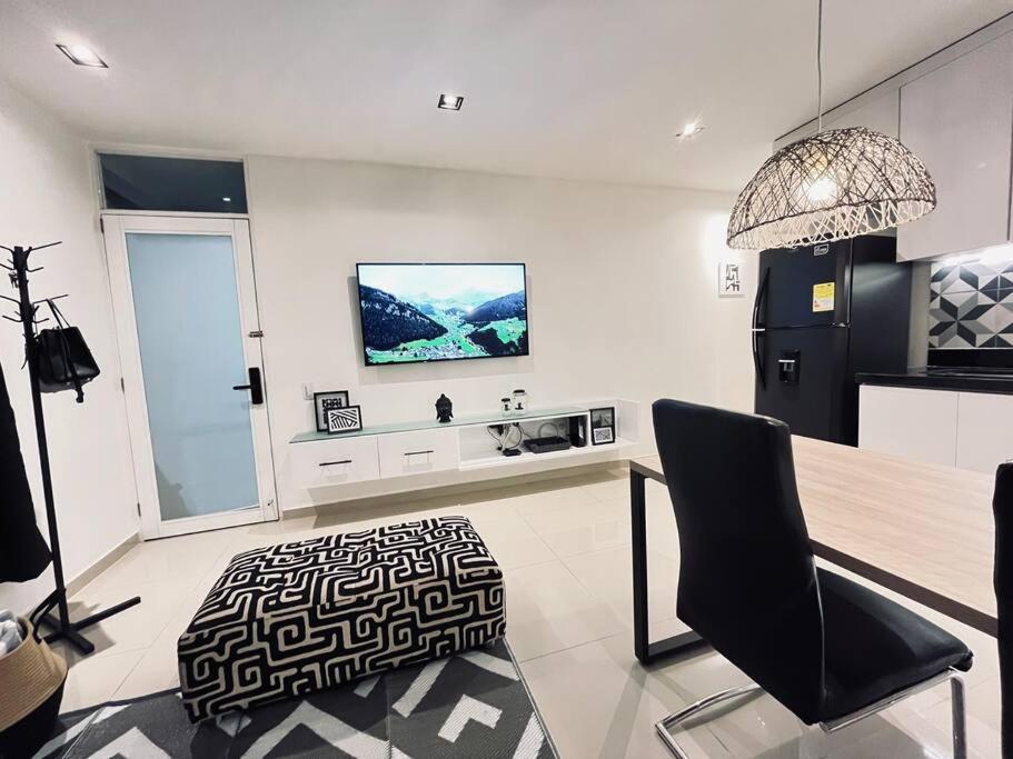 Espanola 2b Dream 2bed 1ba Apartamento