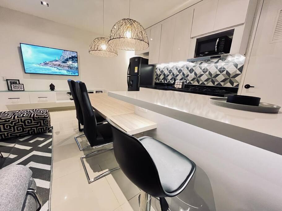 Apartamento Espanola 2b Dream 2bed 1ba