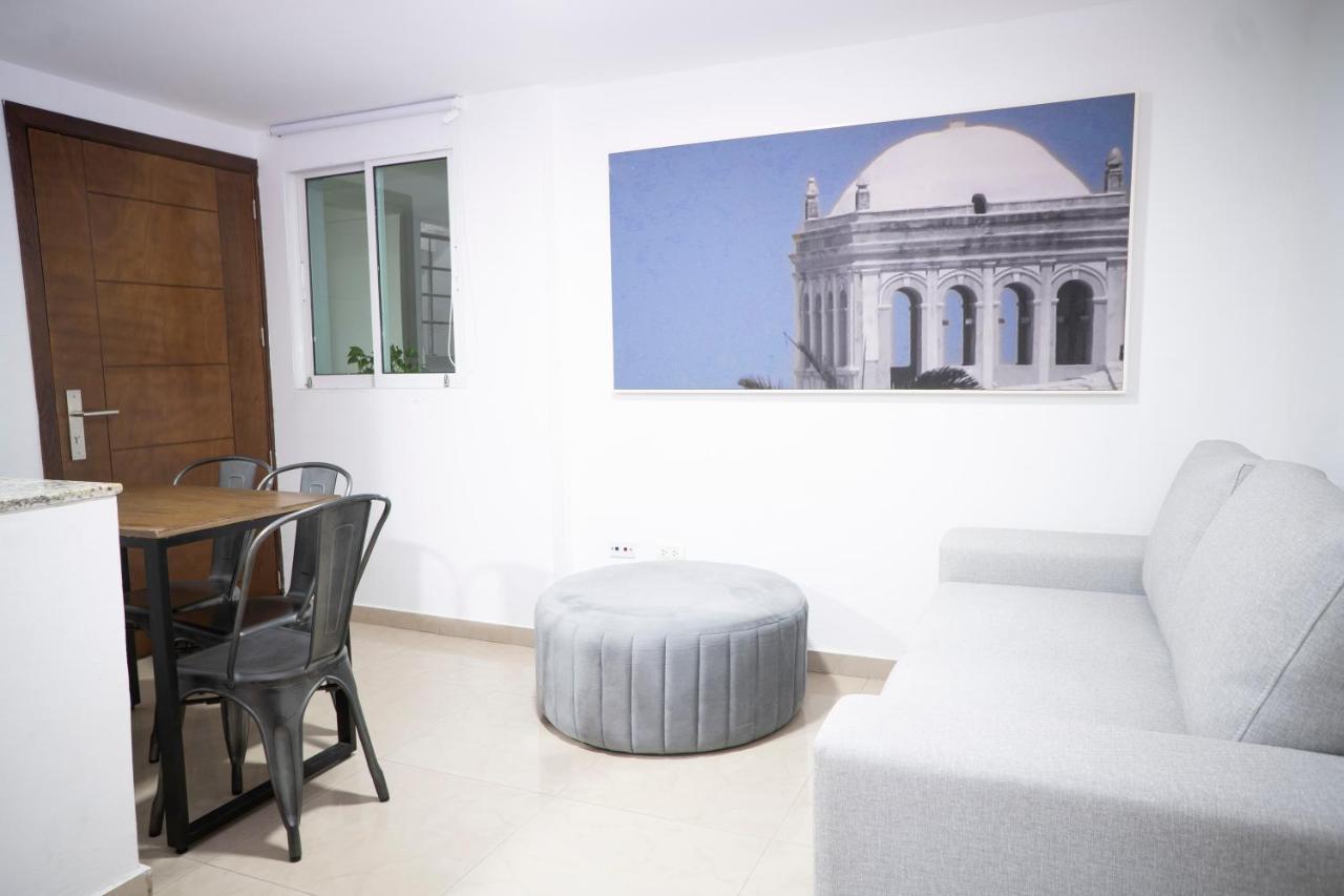 Apartamento En Bocagrande - Edificio Minarete * Cartagena