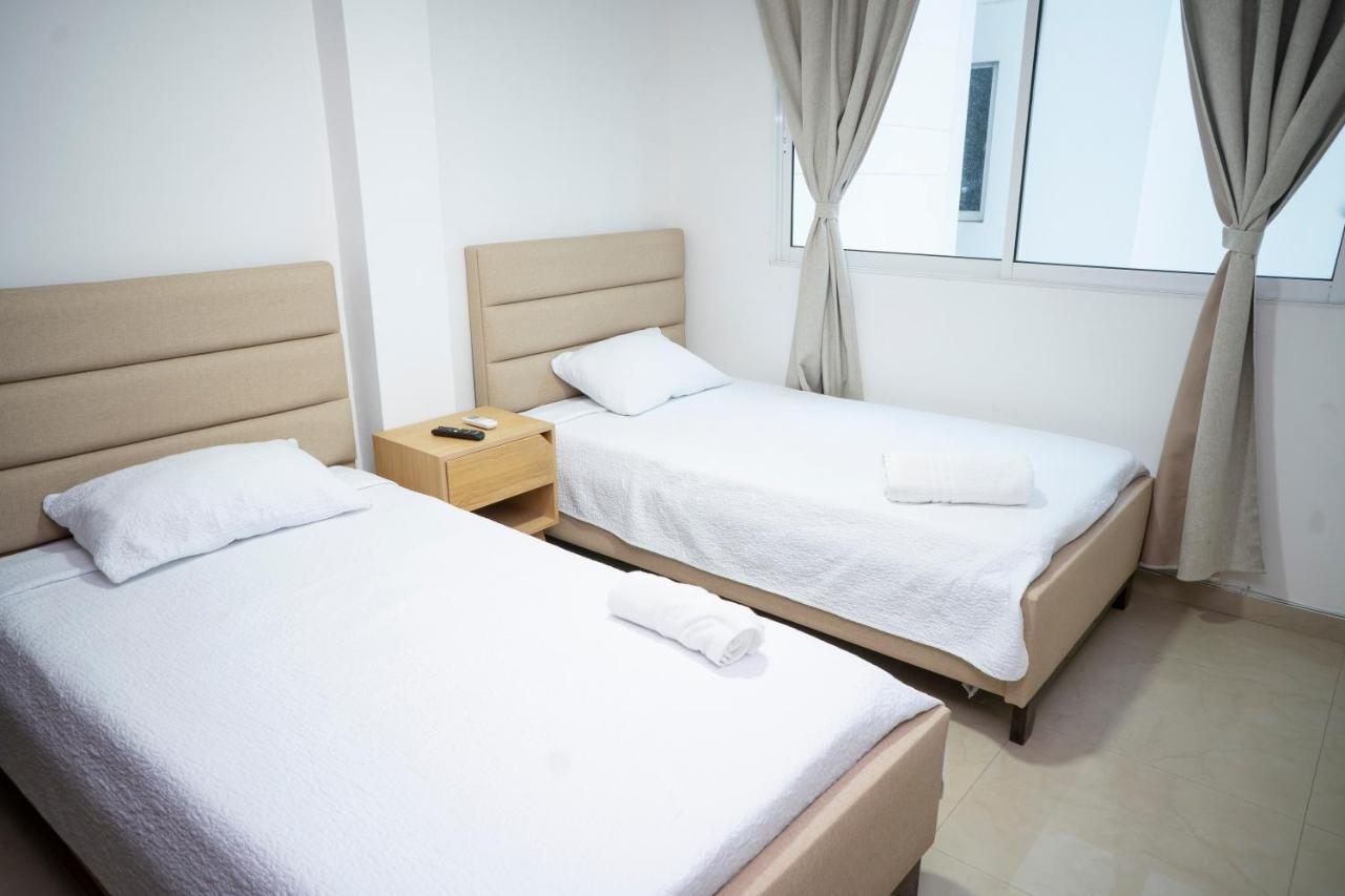 Apartamento En Bocagrande - Edificio Minarete * Cartagena