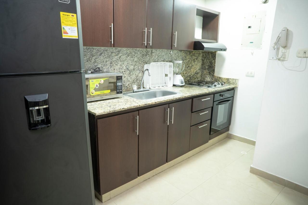 Apartamento En Bocagrande - Edificio Minarete * Cartagena