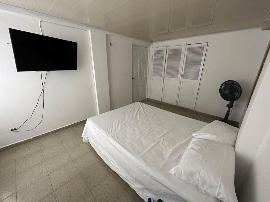 Apartamento Hermoso Apartamento Frente A La Playa En Cartagena!we Speak English 2 Bedrooms 80 Mt