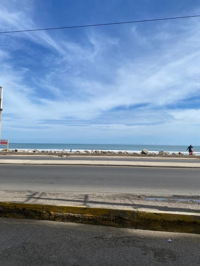 Hermoso Apartamento Frente A La Playa En Cartagena!we Speak English 2 Bedrooms 80 Mt Apartamento *