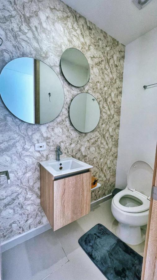 Seaview Elegance Apartamento *