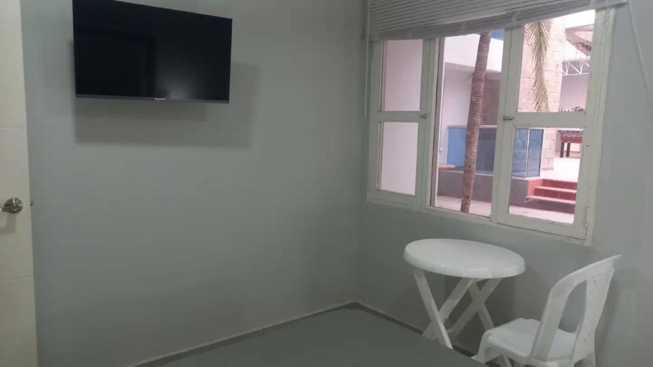 Hotel Bm-17 Cerca Al Mar Con Aire Acondicionada Y Wifi Cartagena
