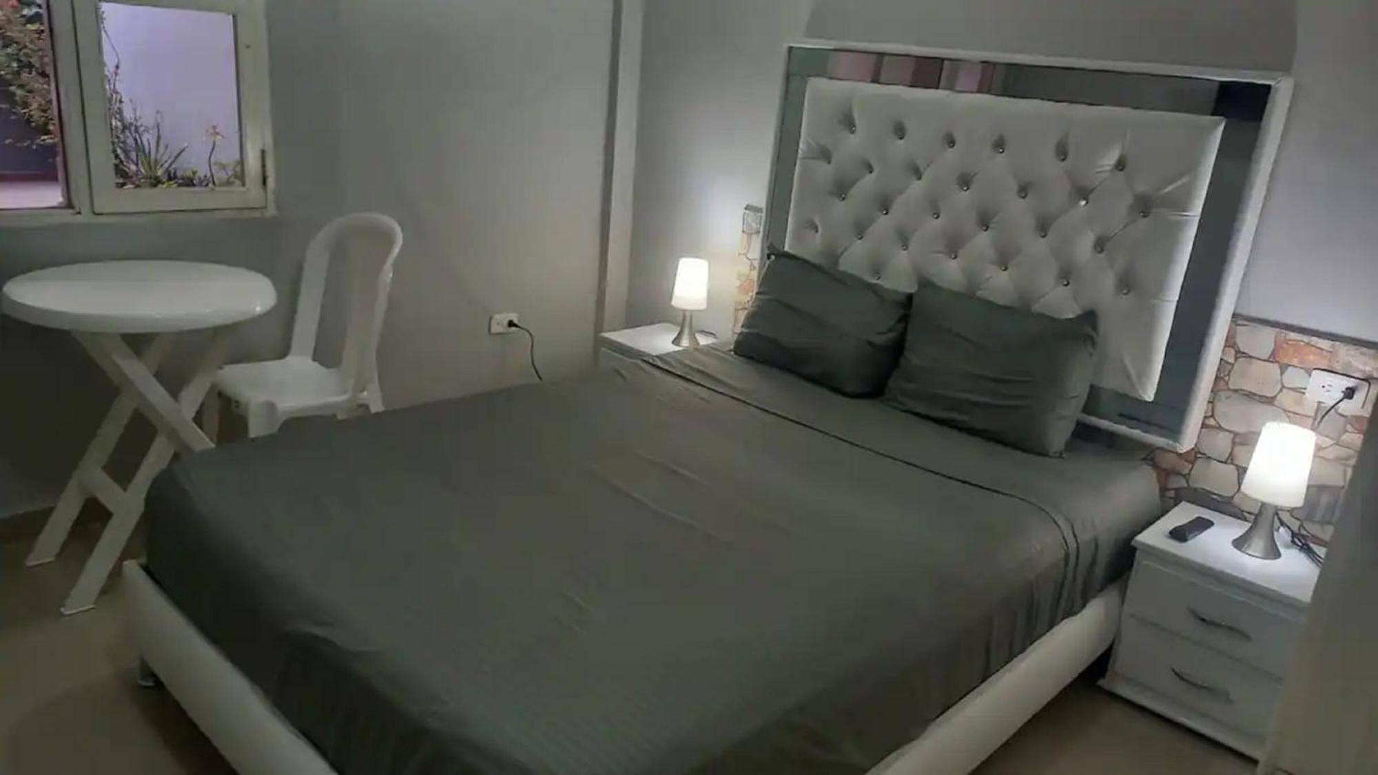 Hotel Bm-17 Cerca Al Mar Con Aire Acondicionada Y Wifi