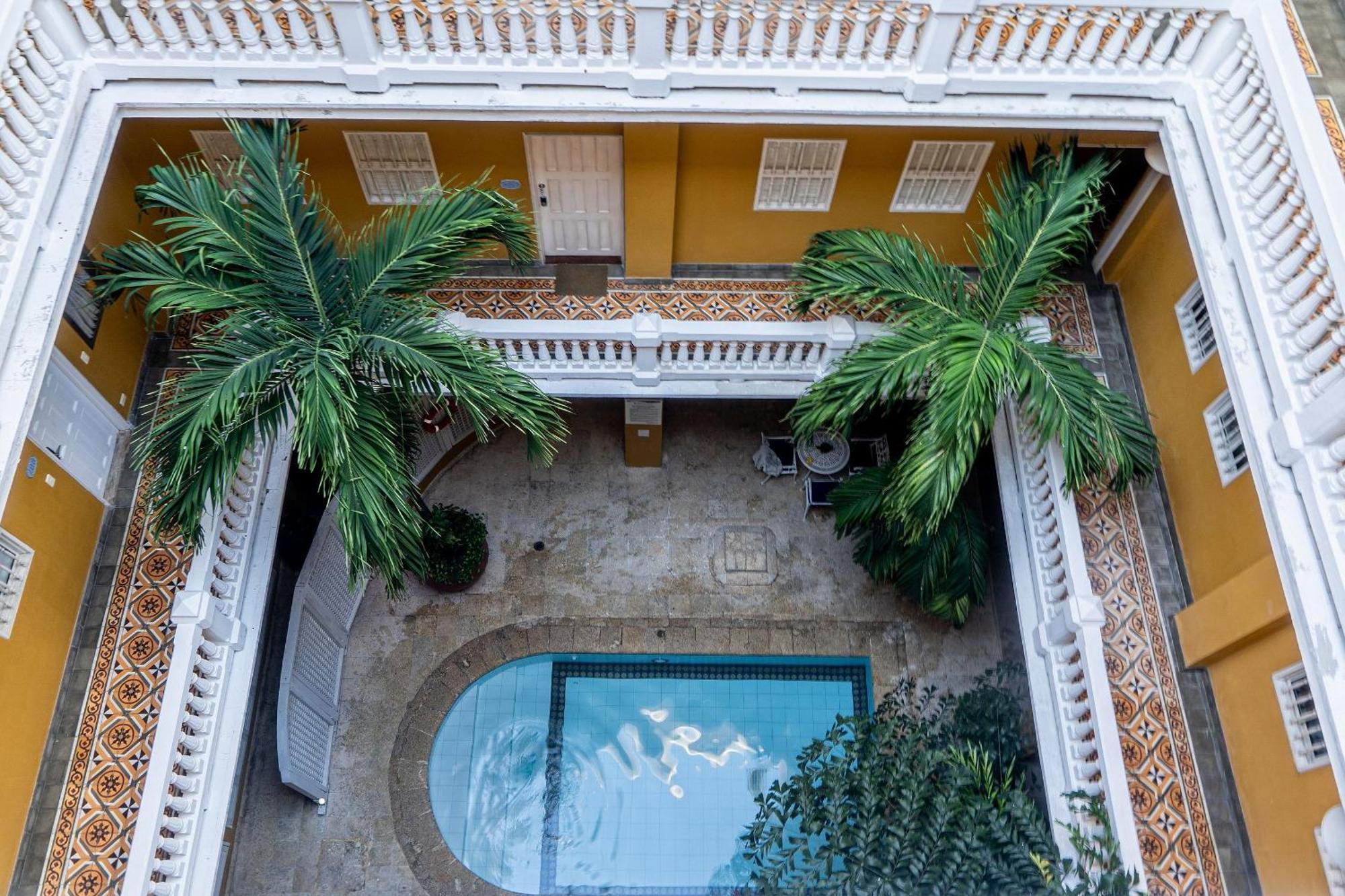 Edificio Ubicado En El Centro De La Ciudad Dentro De La Ciudad Amurallada Edificio Ayos Apartamento Cartagena