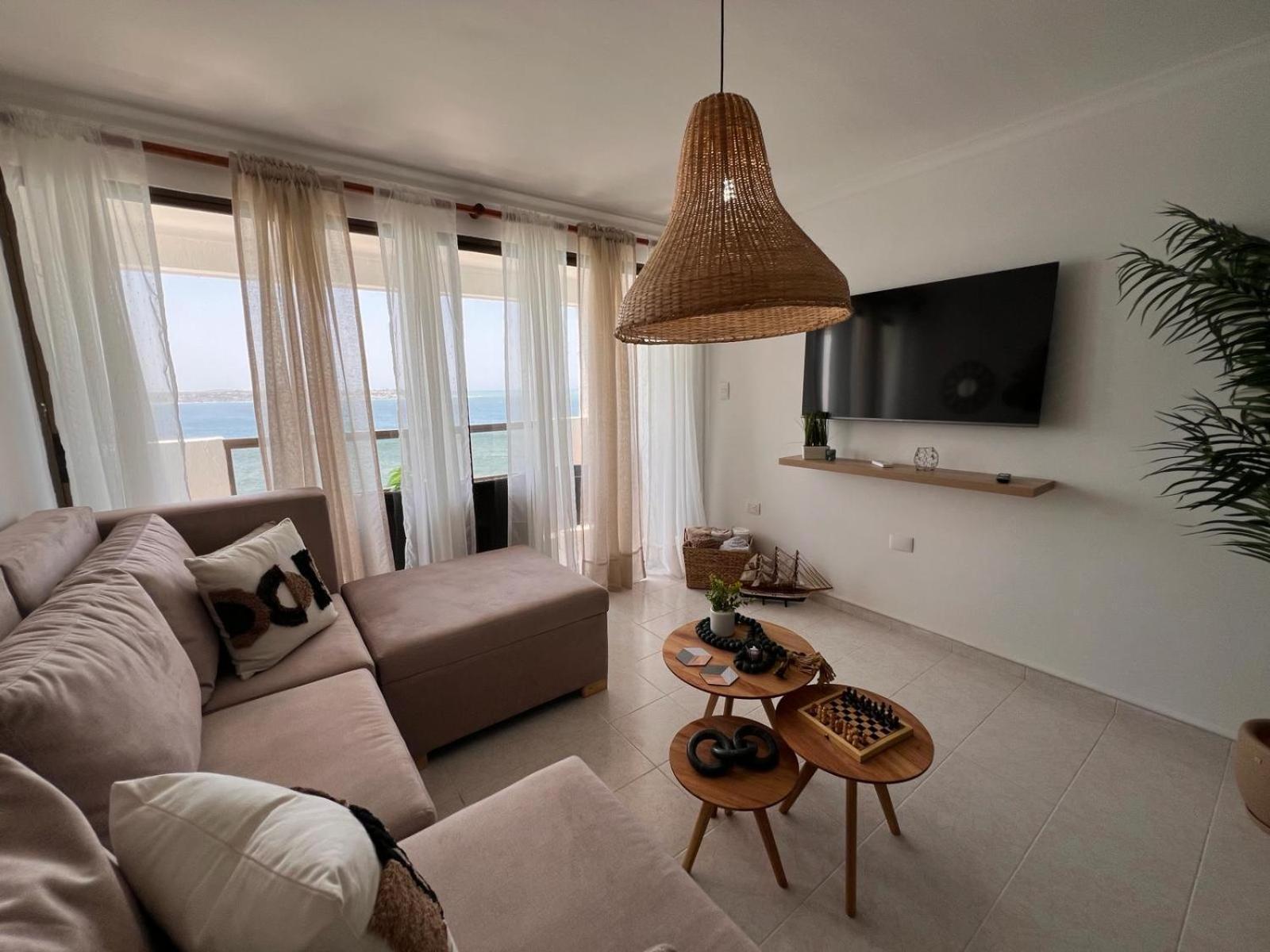 Apartamento Vista A El Mar En Cartagena, Laguito *
