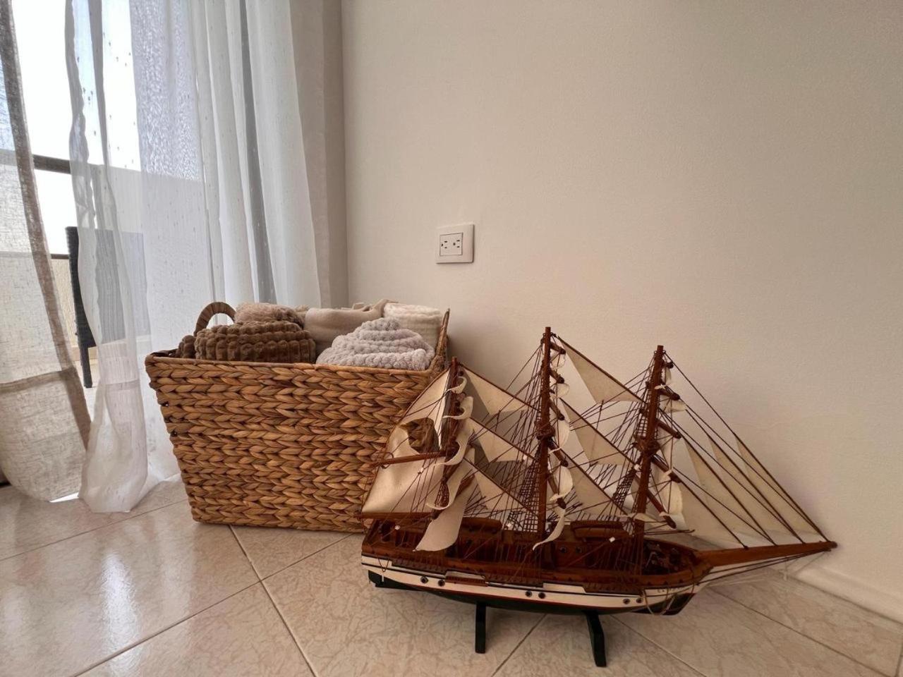 Apartamento Vista A El Mar En Cartagena, Laguito Apartamento *