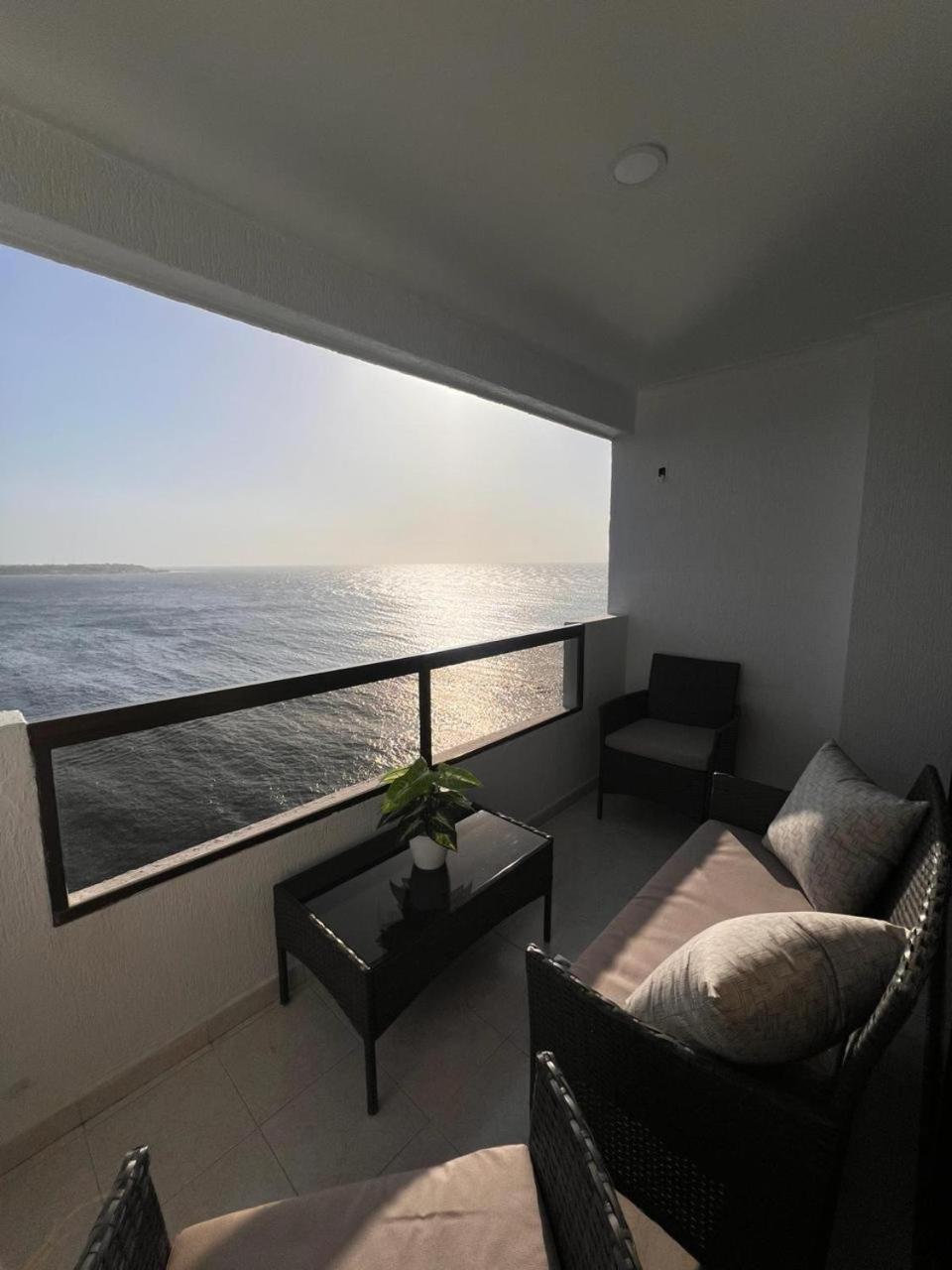 Apartamento Vista A El Mar En Cartagena, Laguito *