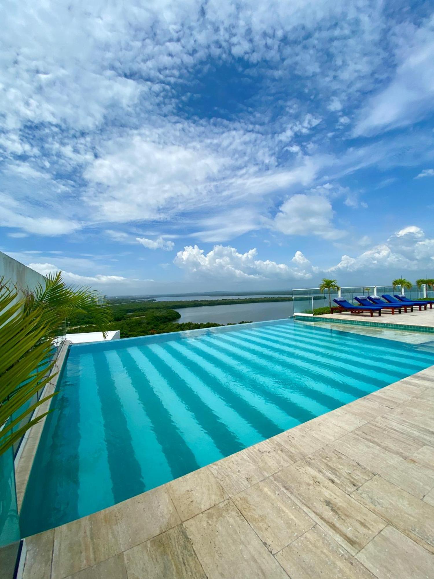 Martinique By Q