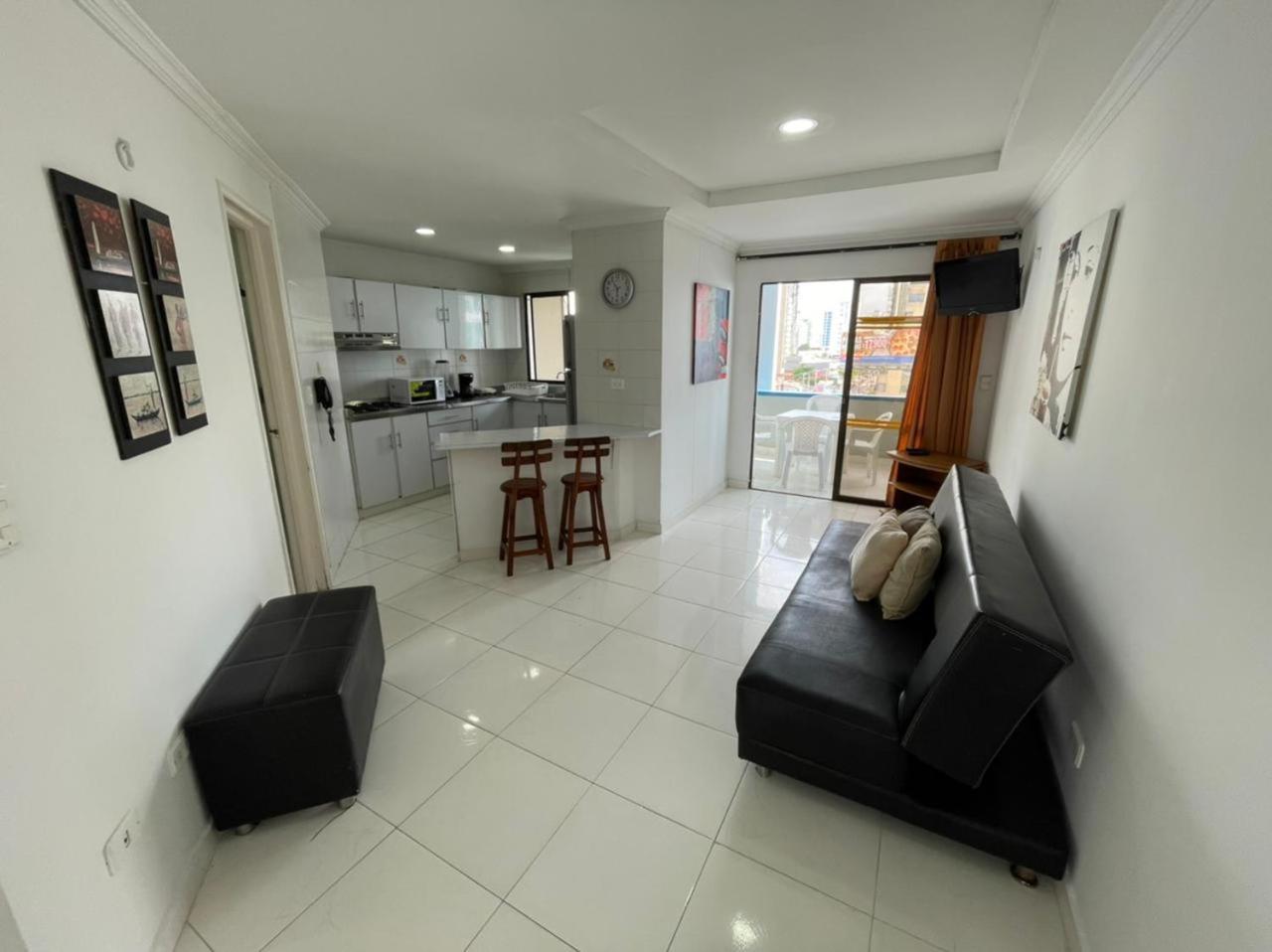 Apartamento En Edificio Portofino Icdi *