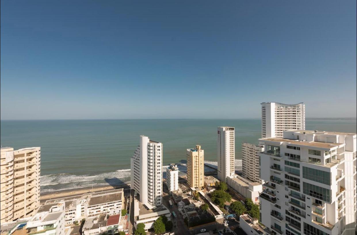 Apartamento Espectacular Apartamento Piso Alto Con Excelente Vista Al Mar Y A La Ciudad Amurallada