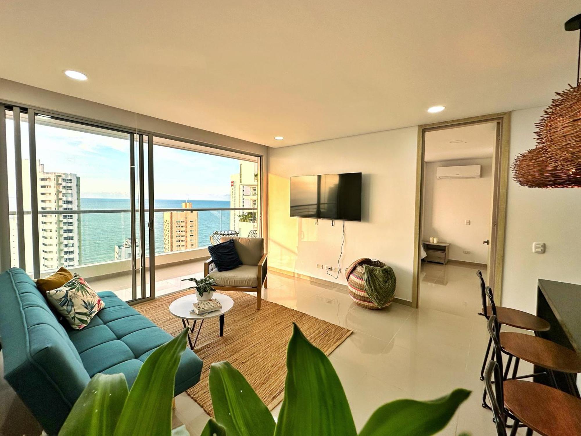 Apartamento Espectacular Apartamento Piso Alto Con Excelente Vista Al Mar Y A La Ciudad Amurallada
