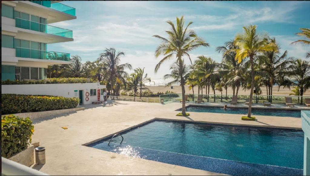 Apartamento Edificio Morros 922 Con Acceso Directo A Playa 3 Alcobas