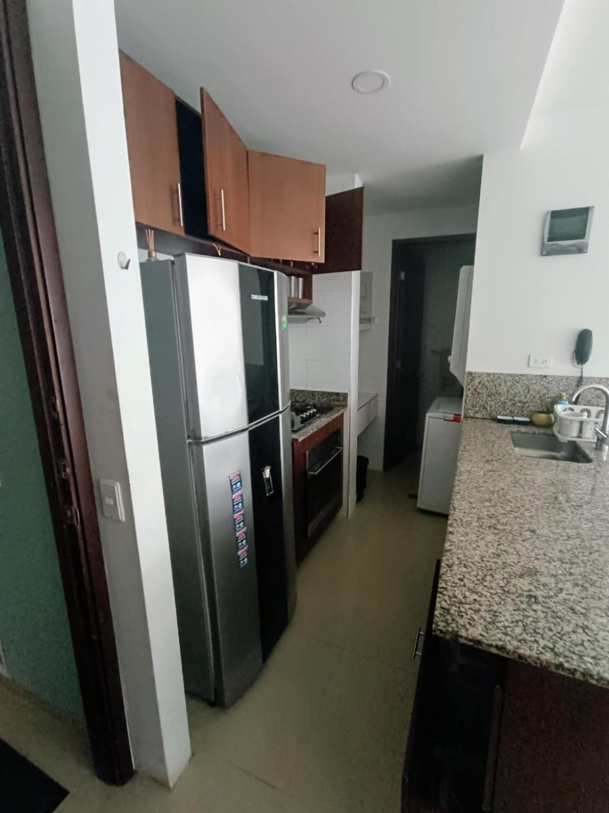 Apartamento Edificio Morros 922 Con Acceso Directo A Playa 3 Alcobas