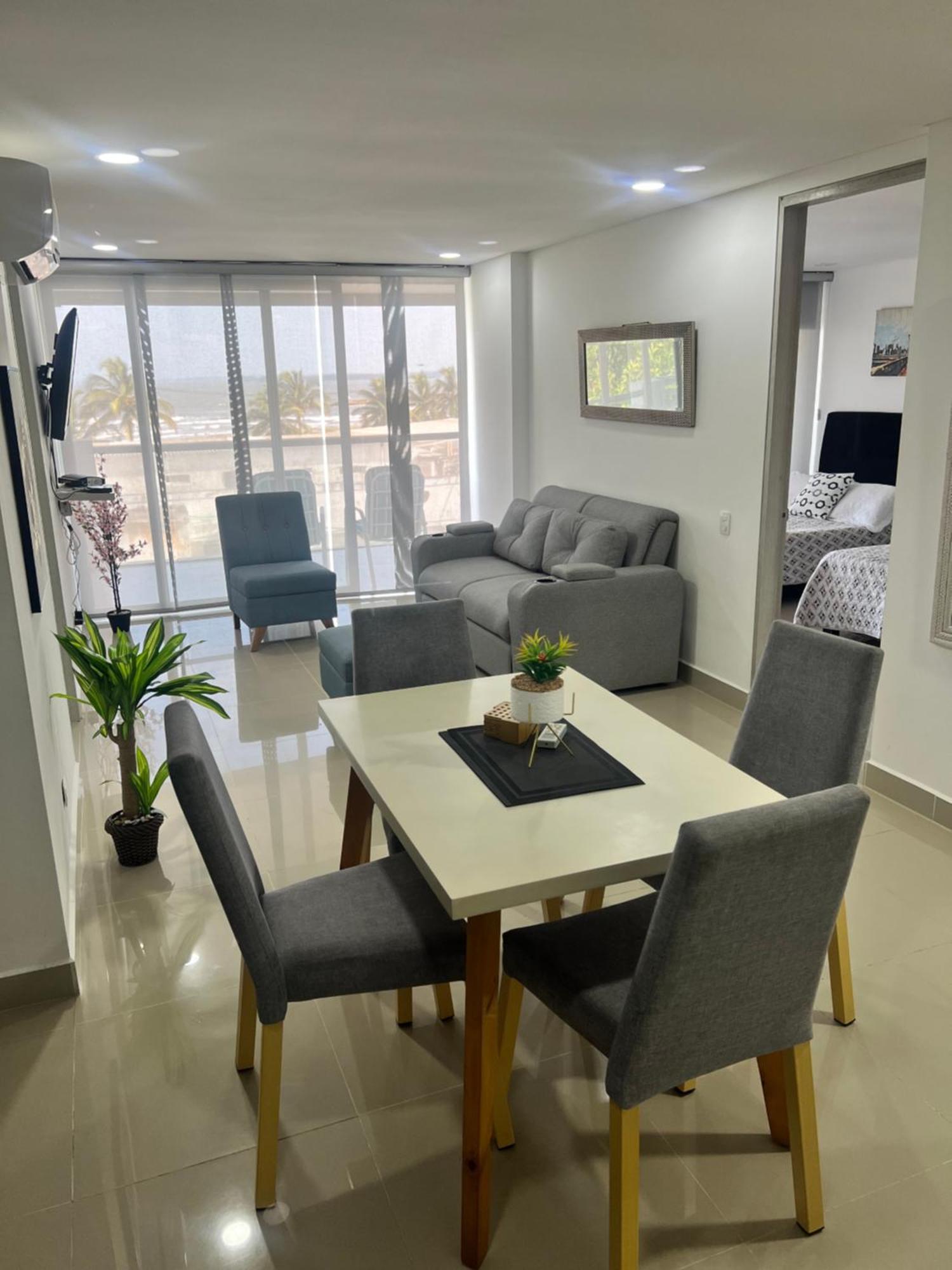 Sunny House Apartment