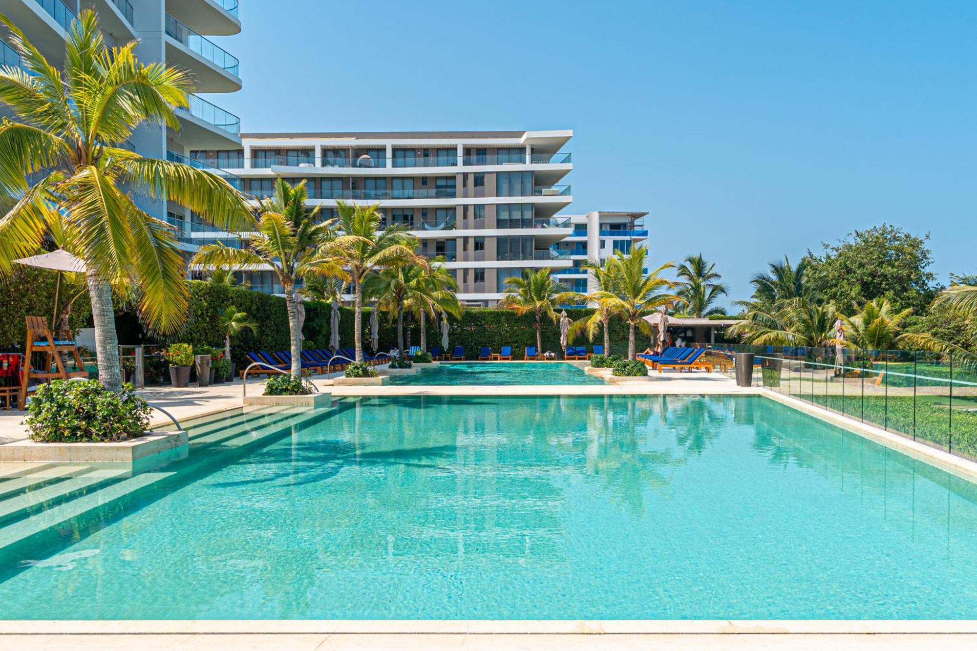 Apartamento Loft De Lujo - Salida Directa Al Mar - Piscinas - Jacuzzi En Morros