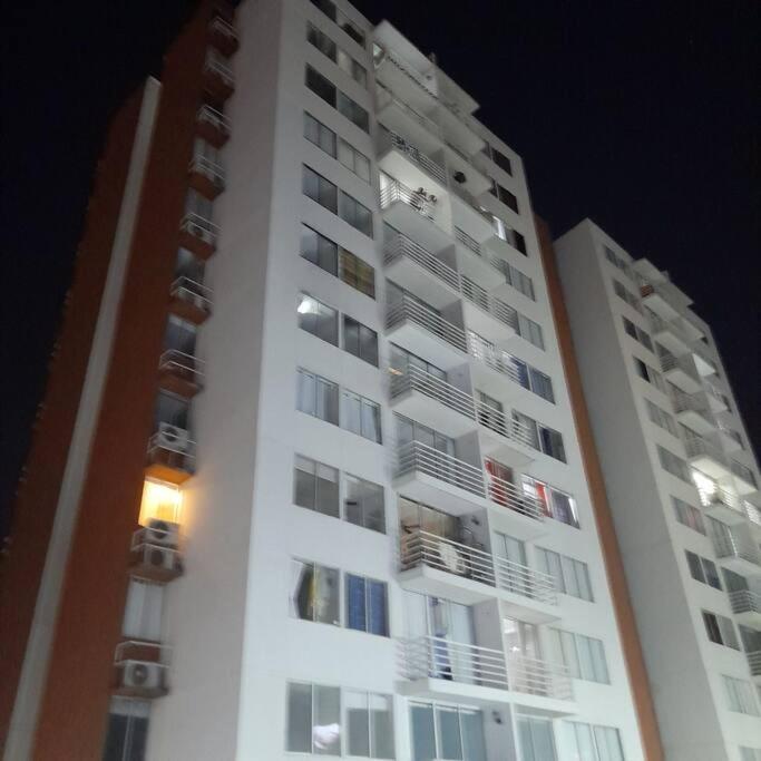 Apartamento Cerca Al Aeropuerto Cartagena