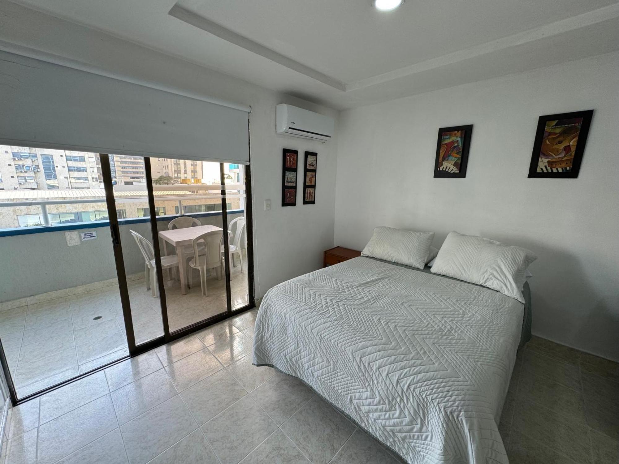 En Edificio Portofino Icdi Apartamento