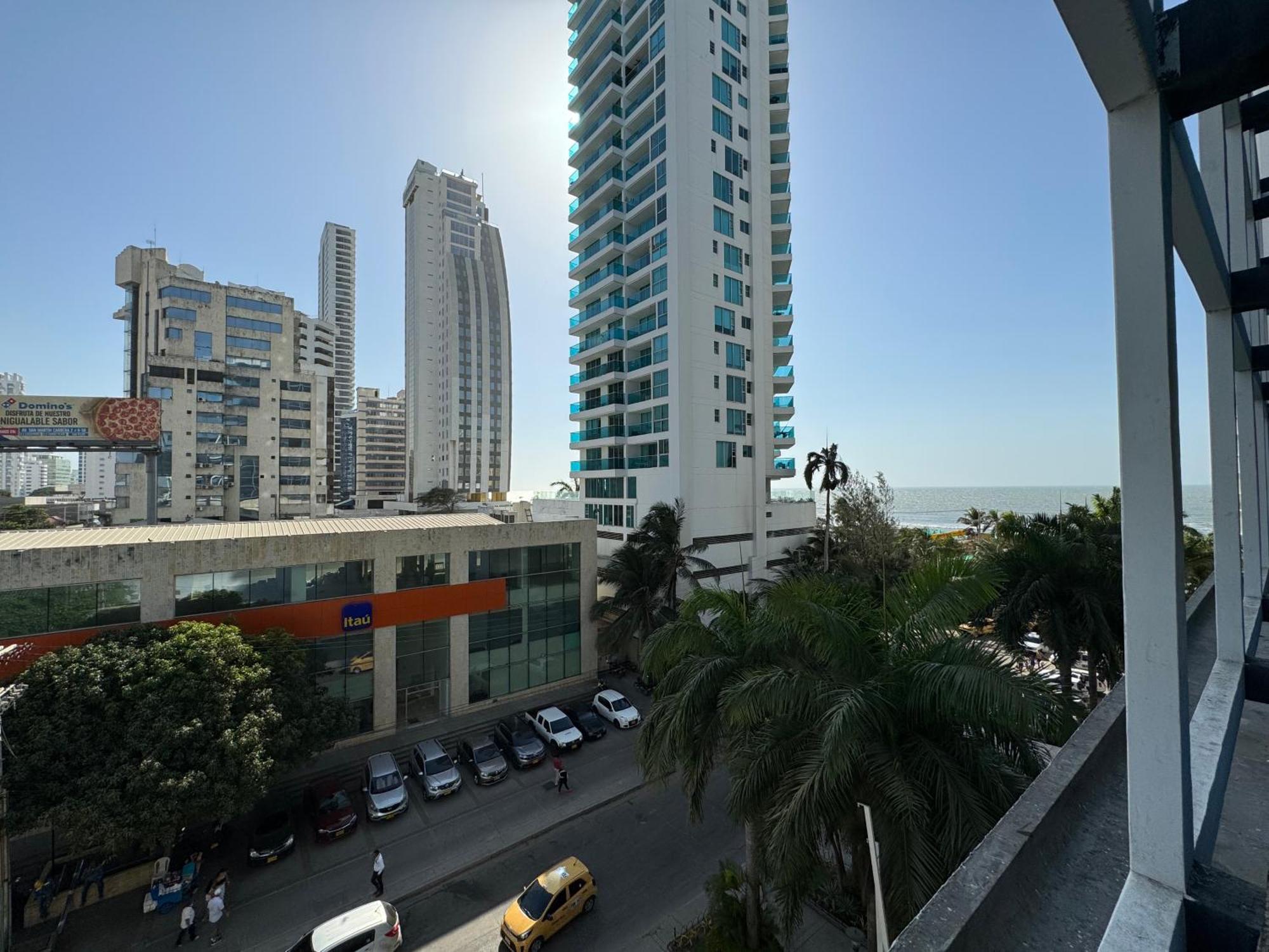 Apartamento En Edificio Portofino Icdi Cartagena