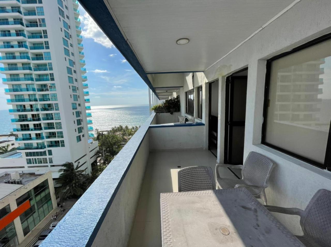 Apartamento En Edificio Portofino Icdi Cartagena