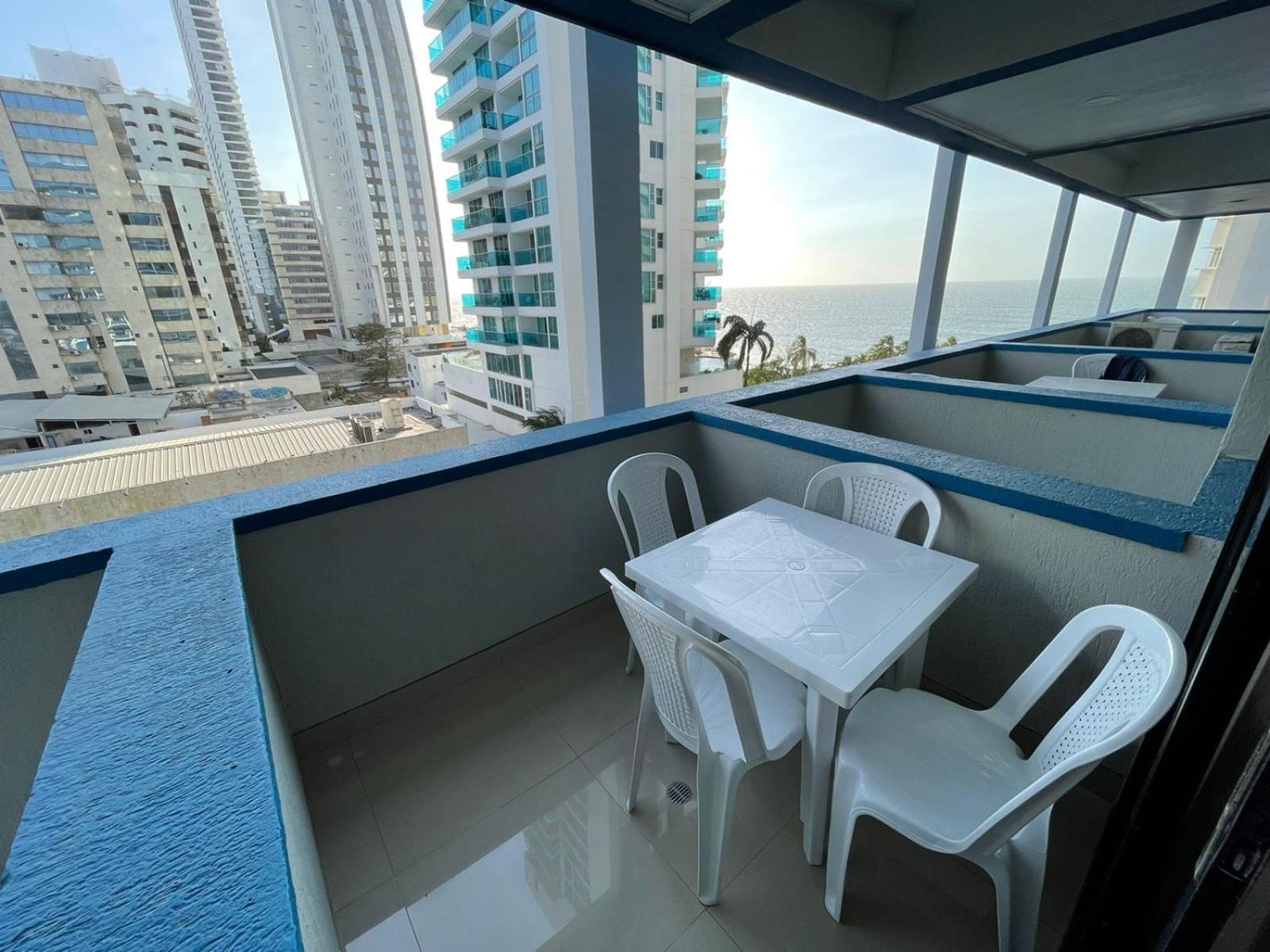 Apartamento En Edificio Portofino Icdi