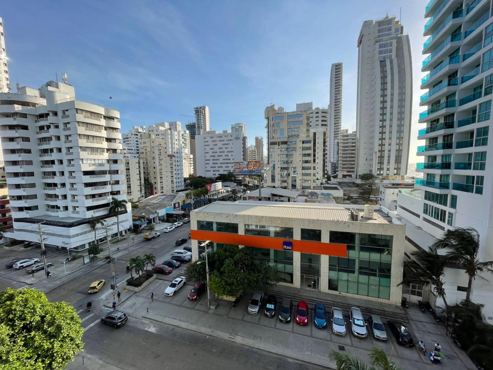 En Edificio Portofino Icdi * Cartagena