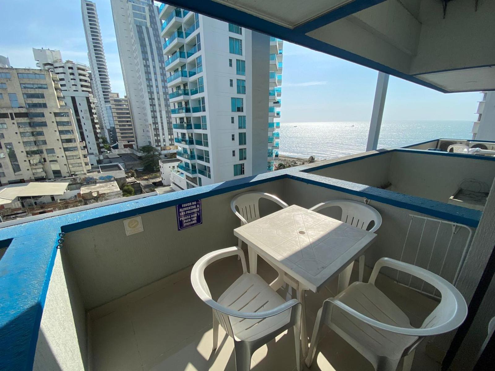 Apartamento En Edificio Portofino Icdi