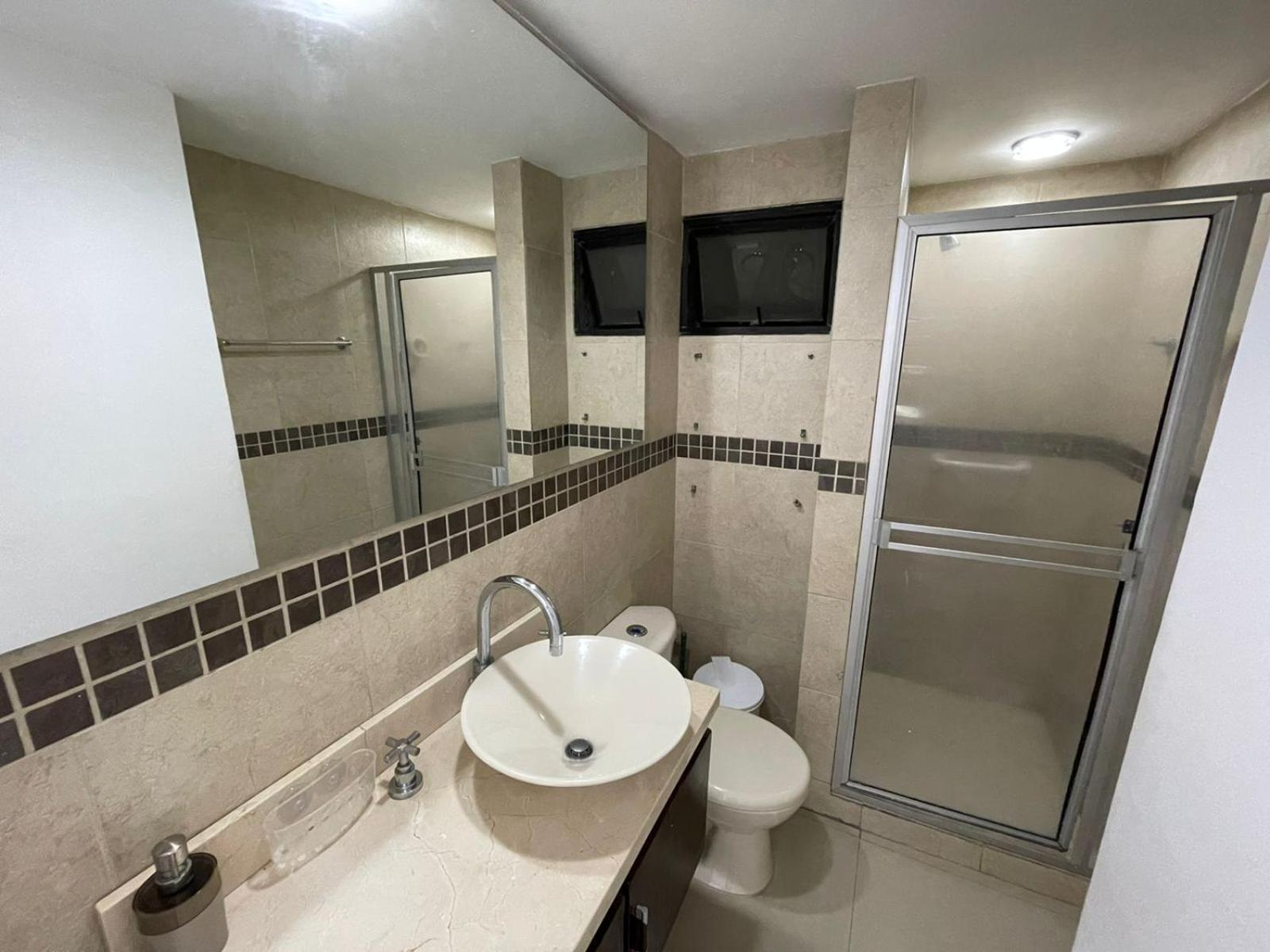 Apartamento En Edificio Portofino Icdi *