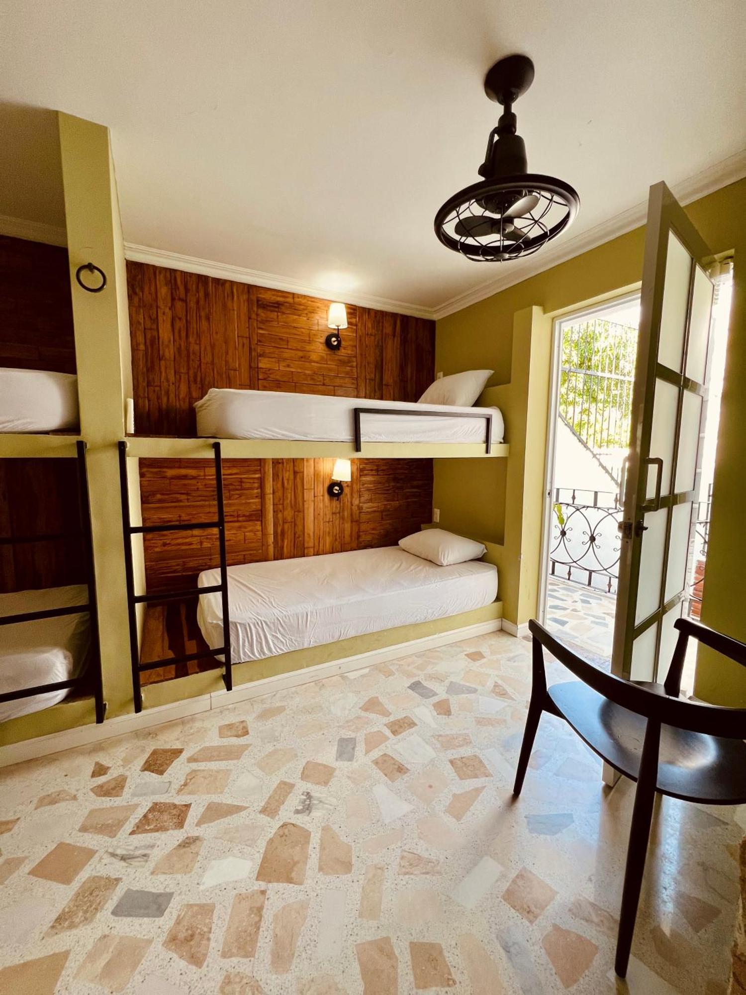 Peregrinos De Indias Hostal *