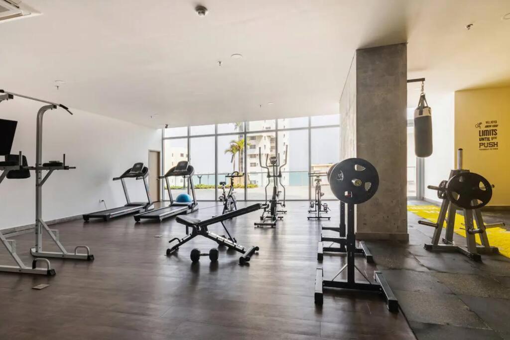 Apartment 3bd Condo-amazing View-modern Apt-luxury Building *