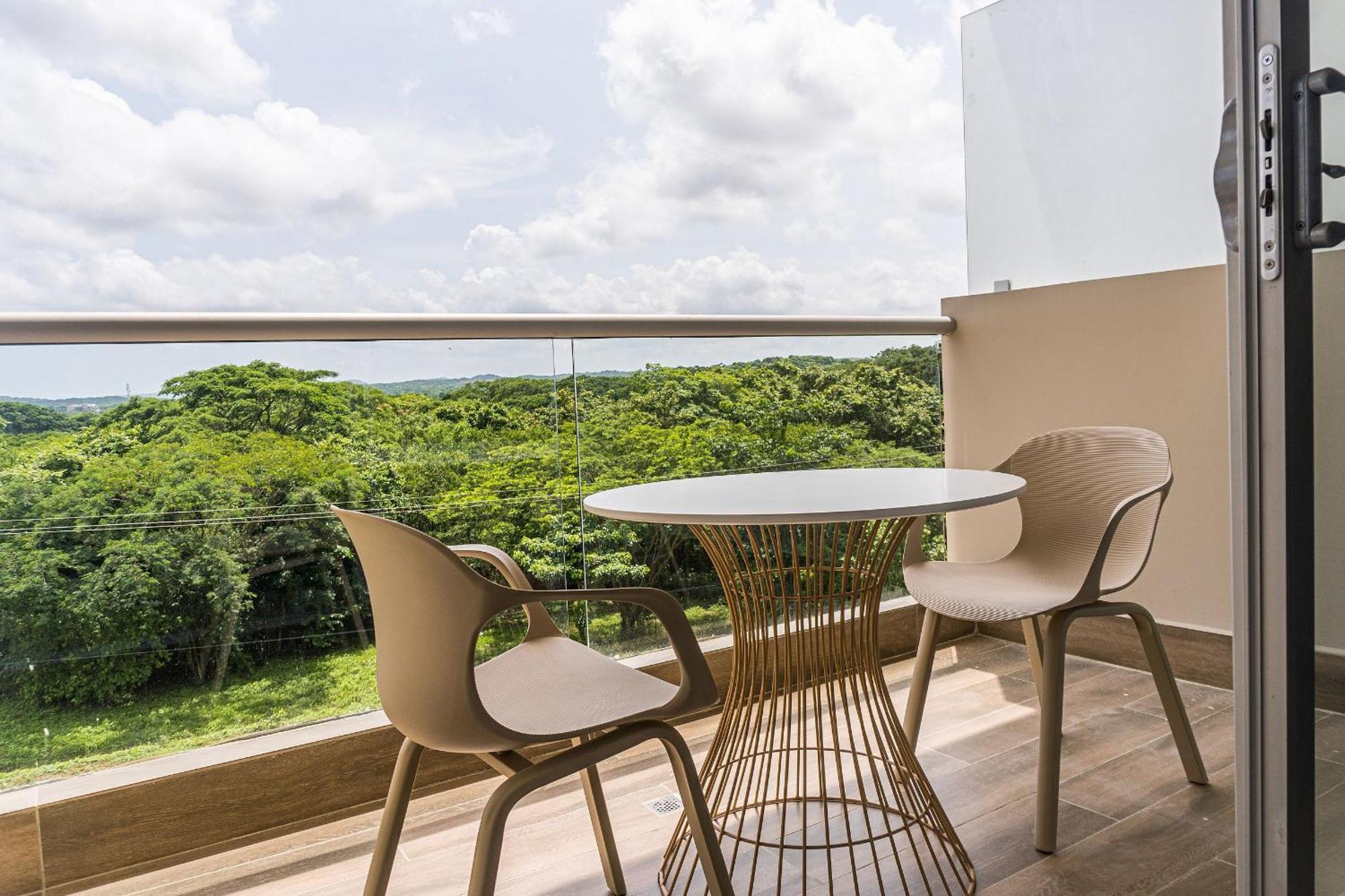 U-go Baia Kristal: Oasis Moderno En * Cartagena