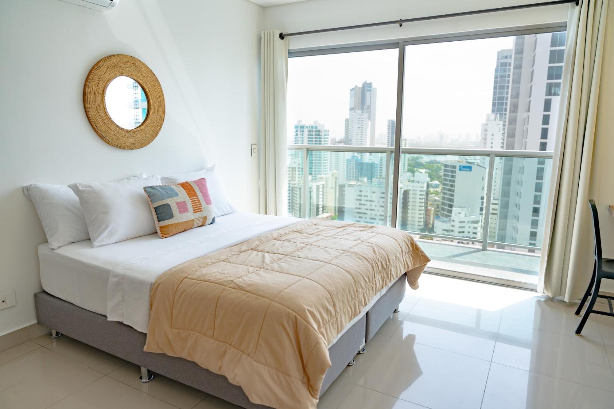 Apartment 3bd Condo-amazing View-modern Apt-luxury Building *