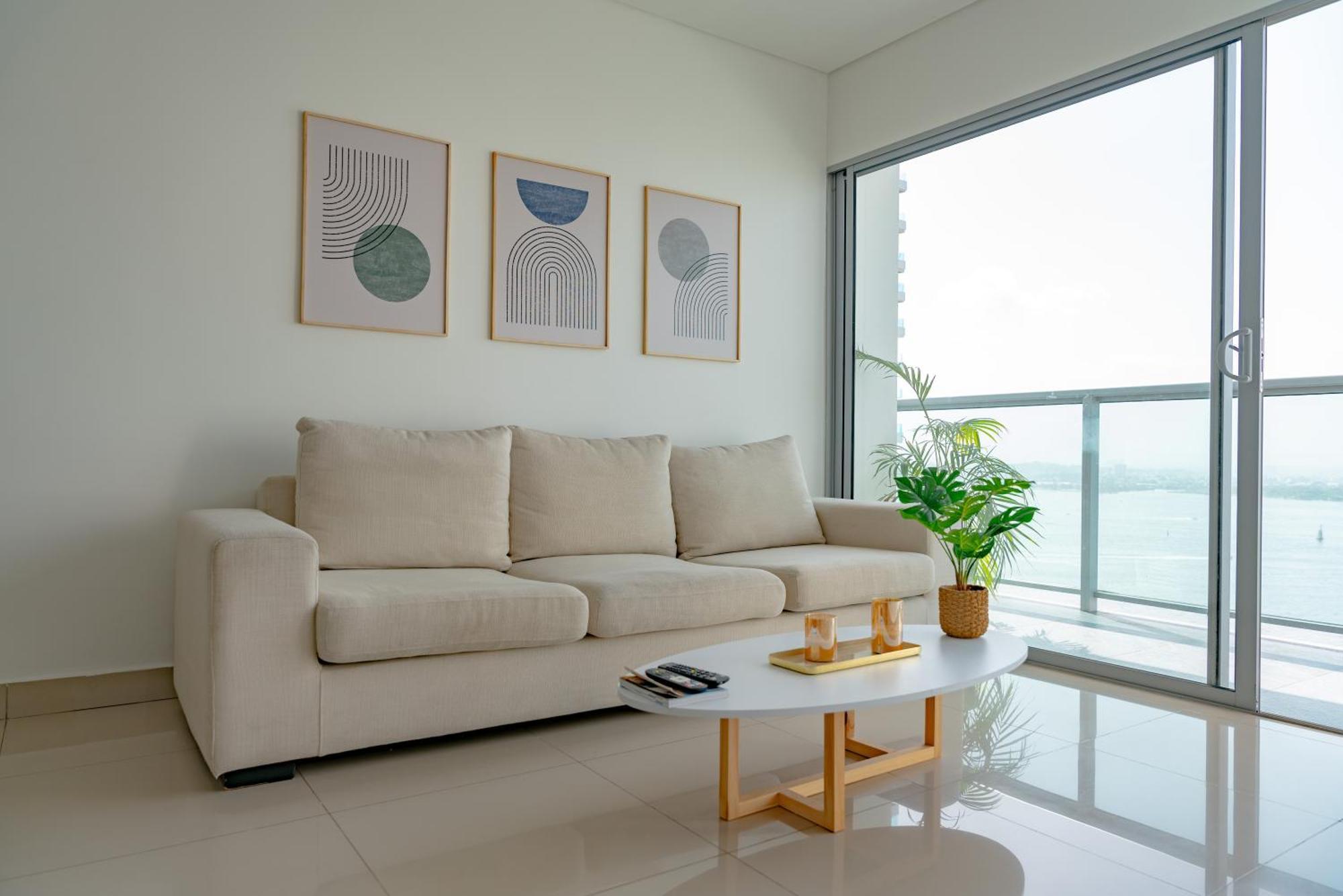 3bd Condo-amazing View-modern Apt-luxury Building *