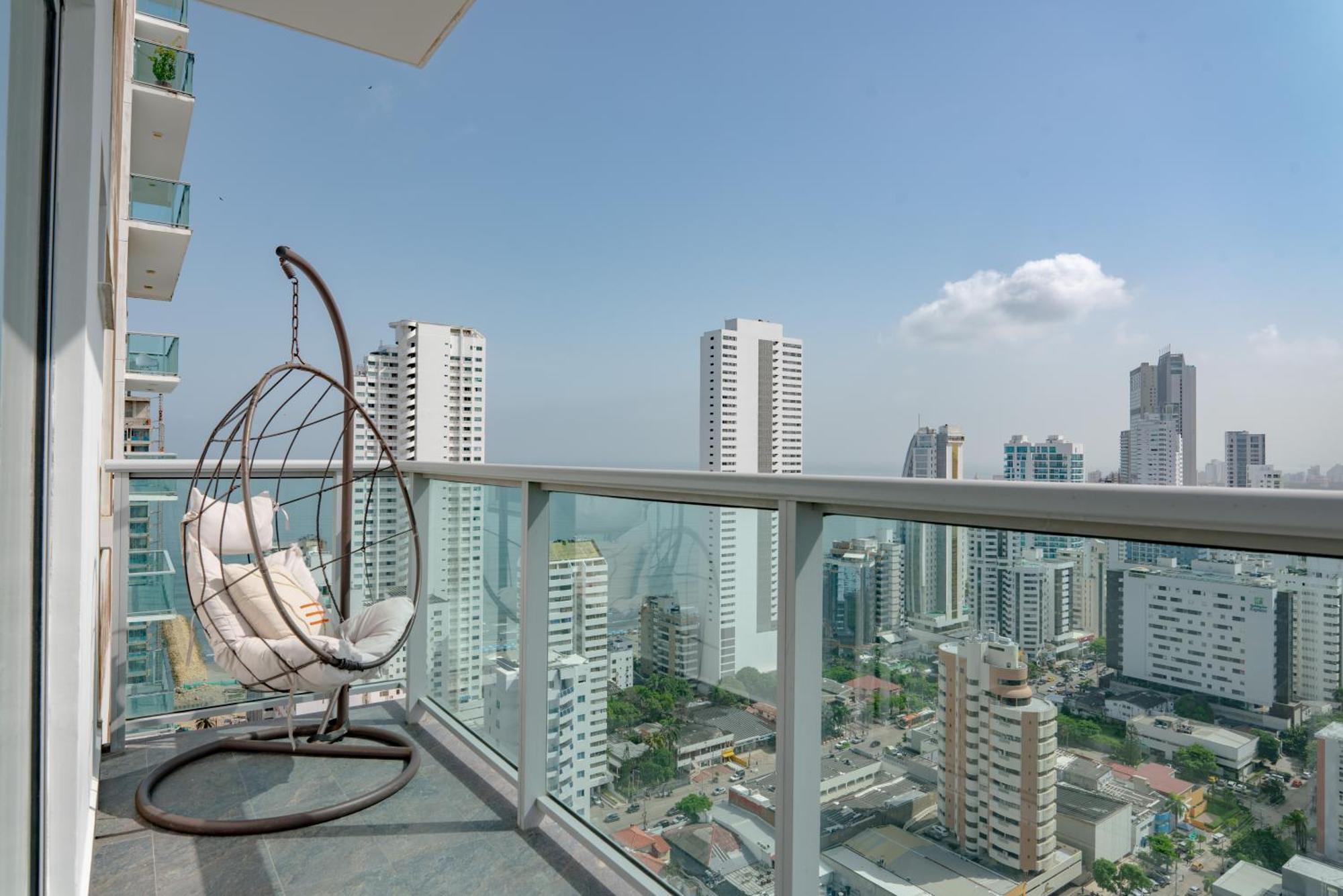 3bd Condo-amazing View-modern Apt-luxury Building *