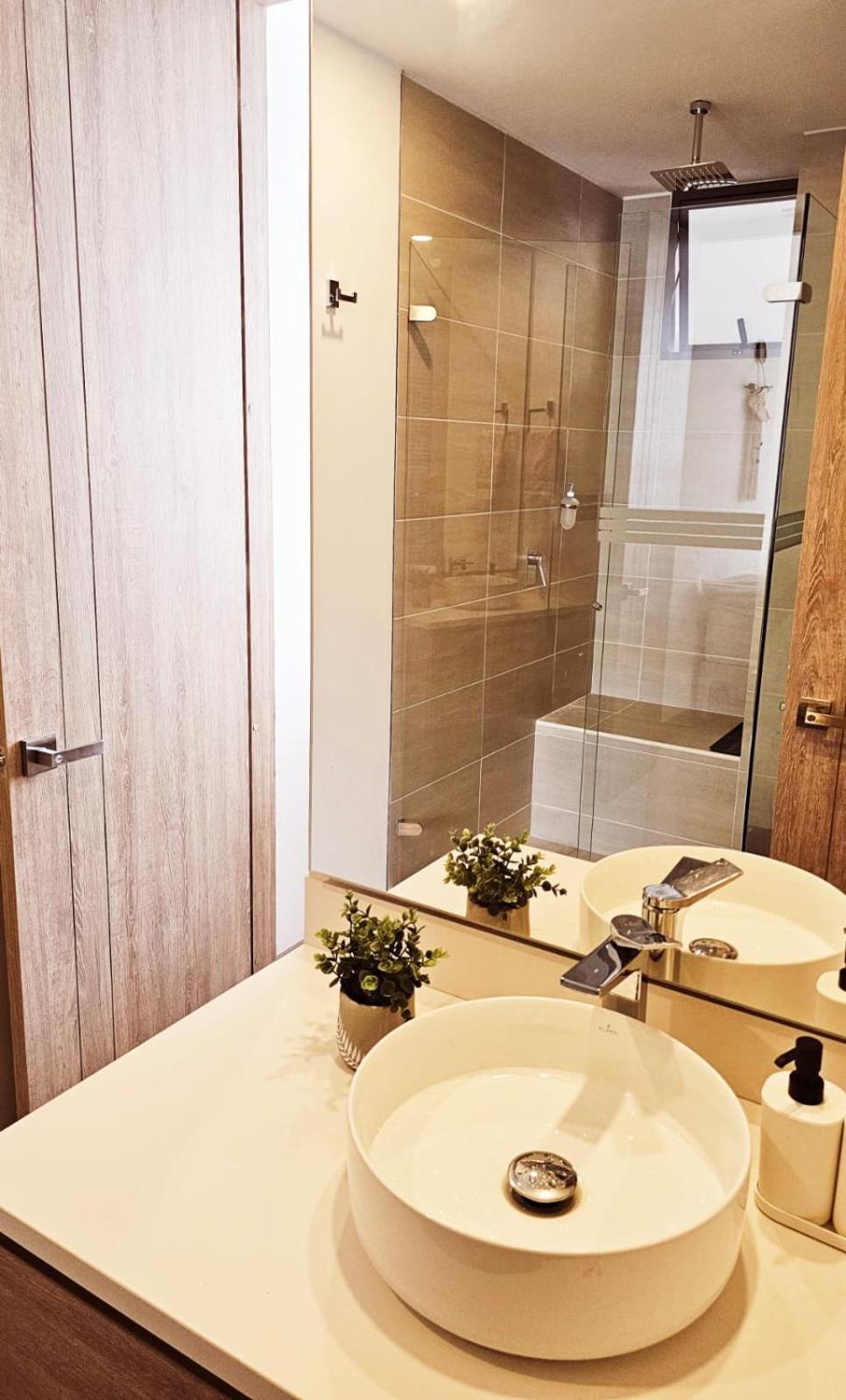 Apartamento Hermoso En Cartagena-morros Eos-vista Al Mar- Salida Directa A La Playa Cartagena
