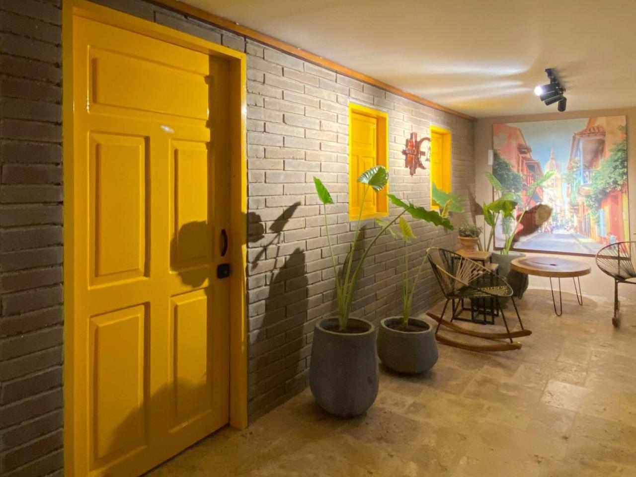 Luxury House With Sleek Terrace In Cartagena