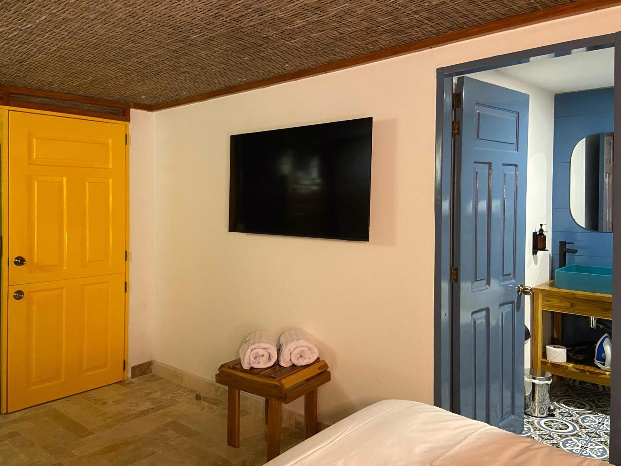 Luxury House With Sleek Terrace In Сasa de vacaciones Cartagena
