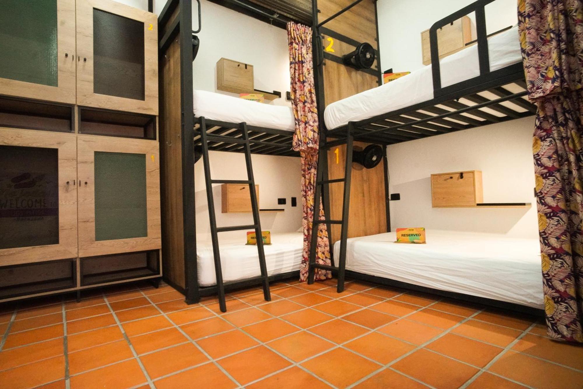 Patios Hostal