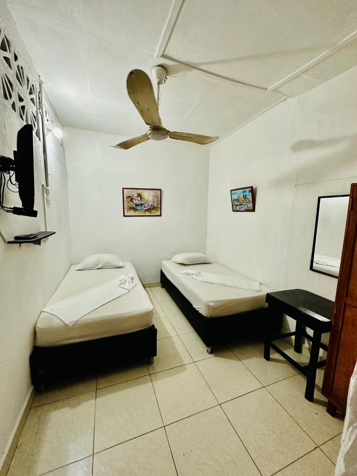 Hotel La Española 3*
