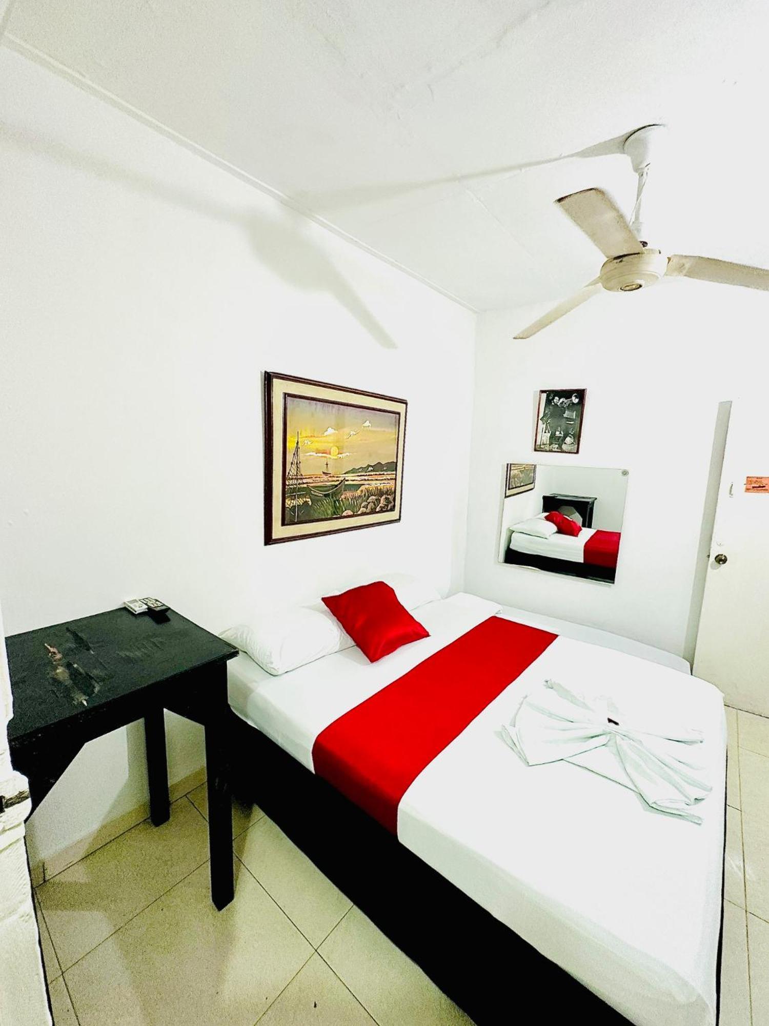 Hotel La Española Cartagena