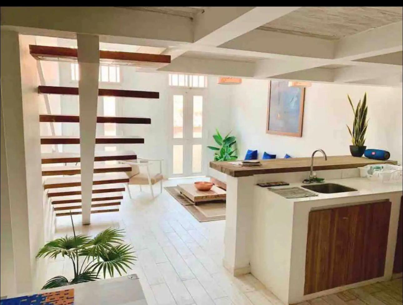Beautiful Duplex In Old Town With Balcony Apartamento *