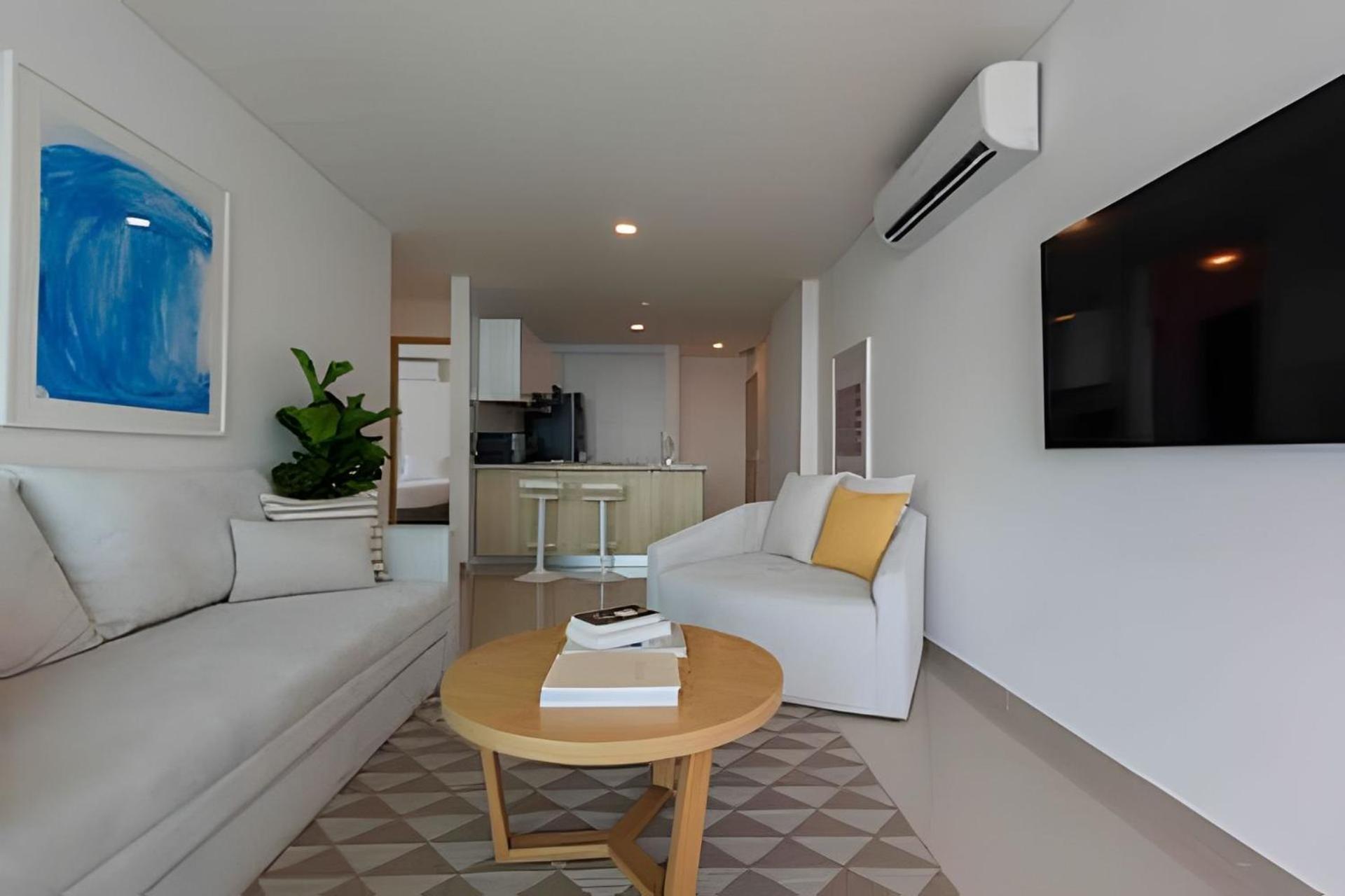 Modern 2br Next To The Walled City+oceanside View *