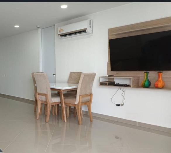 Beachfront Bliss, Your Ocean Escape Cartagena